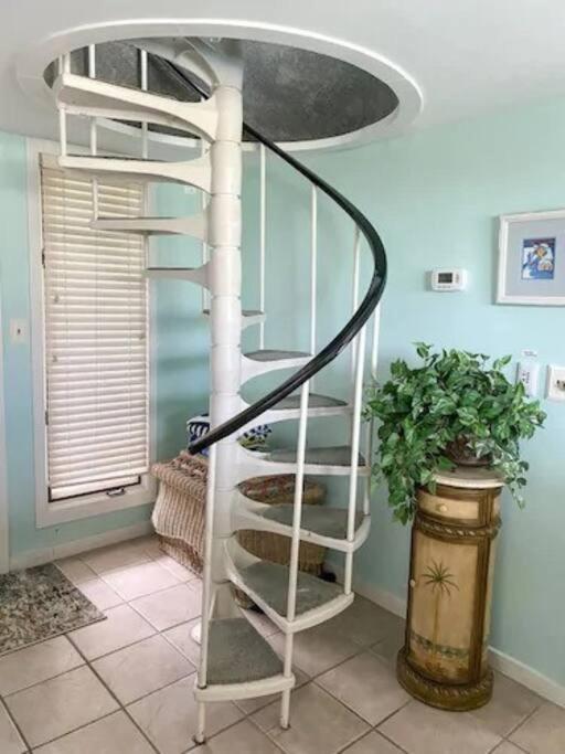 Port O' Call C302 - Iop Island Retreat! Treetop Oceanview! Isle of Palms Exterior foto